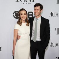 8 Things You Didn't Know About Adam Brody and Leighton Meester's Relationship