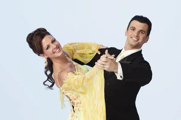 11 Celebrities Who Quit Dancing With the Stars