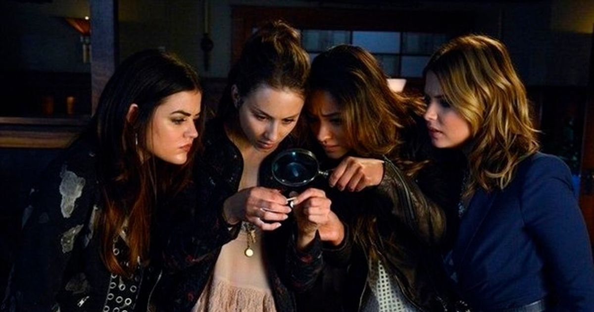 Pretty Little Liars' 10 Biggest Plot Holes - Fame10