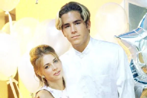 Celebrities Who Dated Before They Were Famous