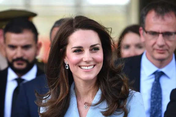 Secret Royal Fashion & Beauty Hacks That Will Change Your Life