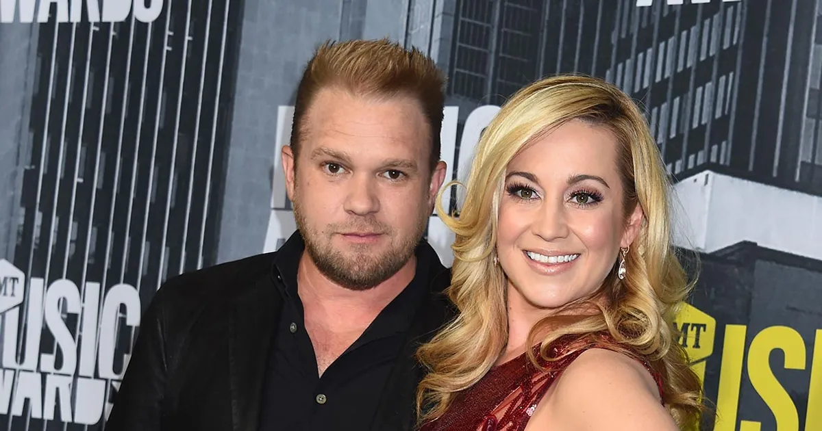 Things You Might Not Know About Kellie Pickler And Kyle Jacob's ...