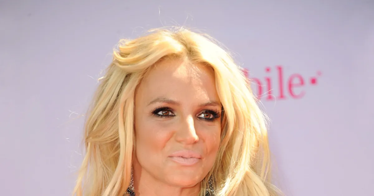 Britney Spears Checks Into Mental Health Facility Amid Father's Illness ...