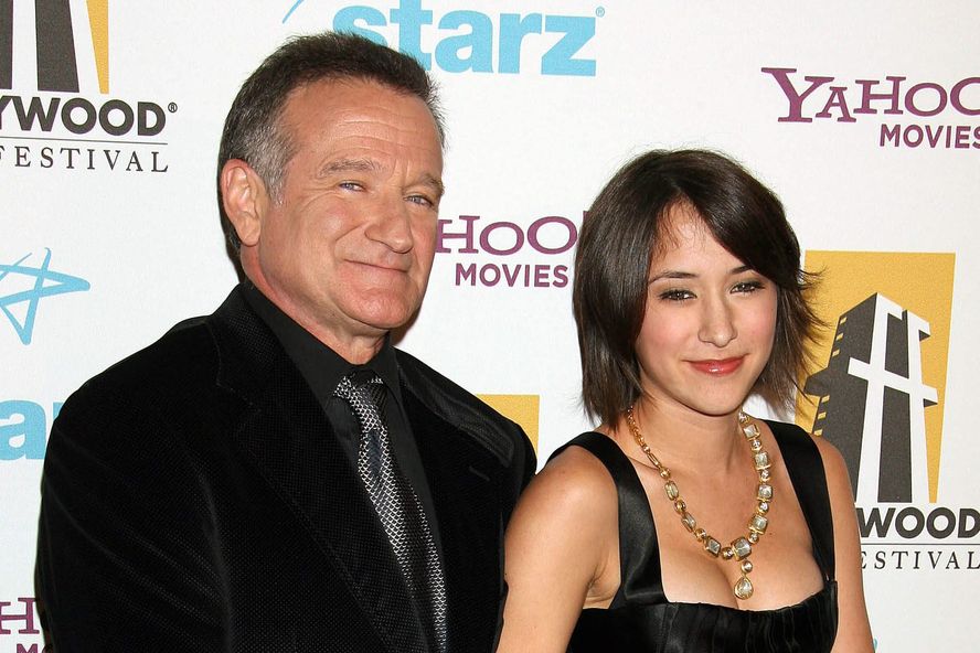 Robin Williams’ Daughter Zelda Opens Up About Building Her Career In Father’s Shadow