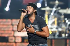 Country Star Luke Bryan Reportedly Agrees To Deal As Second ‘American Idol’ Judge