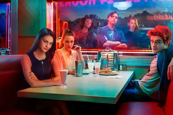 ‘Riverdale’ Showrunner Confirms There Will Be A Time Jump In Season 5