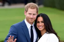 Prince Harry And Meghan Markle Debut Her Ring In Official Engagement Photos