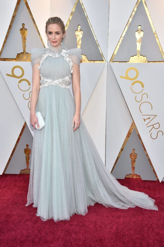 The Unexpected Oscar Dresses Of Year's Past - Fame10
