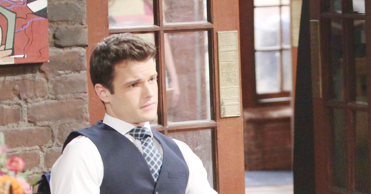 Unbelievable Y&R Character Transformations - Fame10