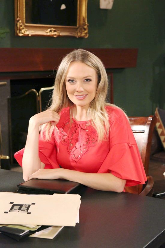 Unbelievable Y&R Character Transformations - Fame10