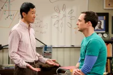 Big Bang Theory Ties Into Young Sheldon With Adult Version Of Tam Nguyen