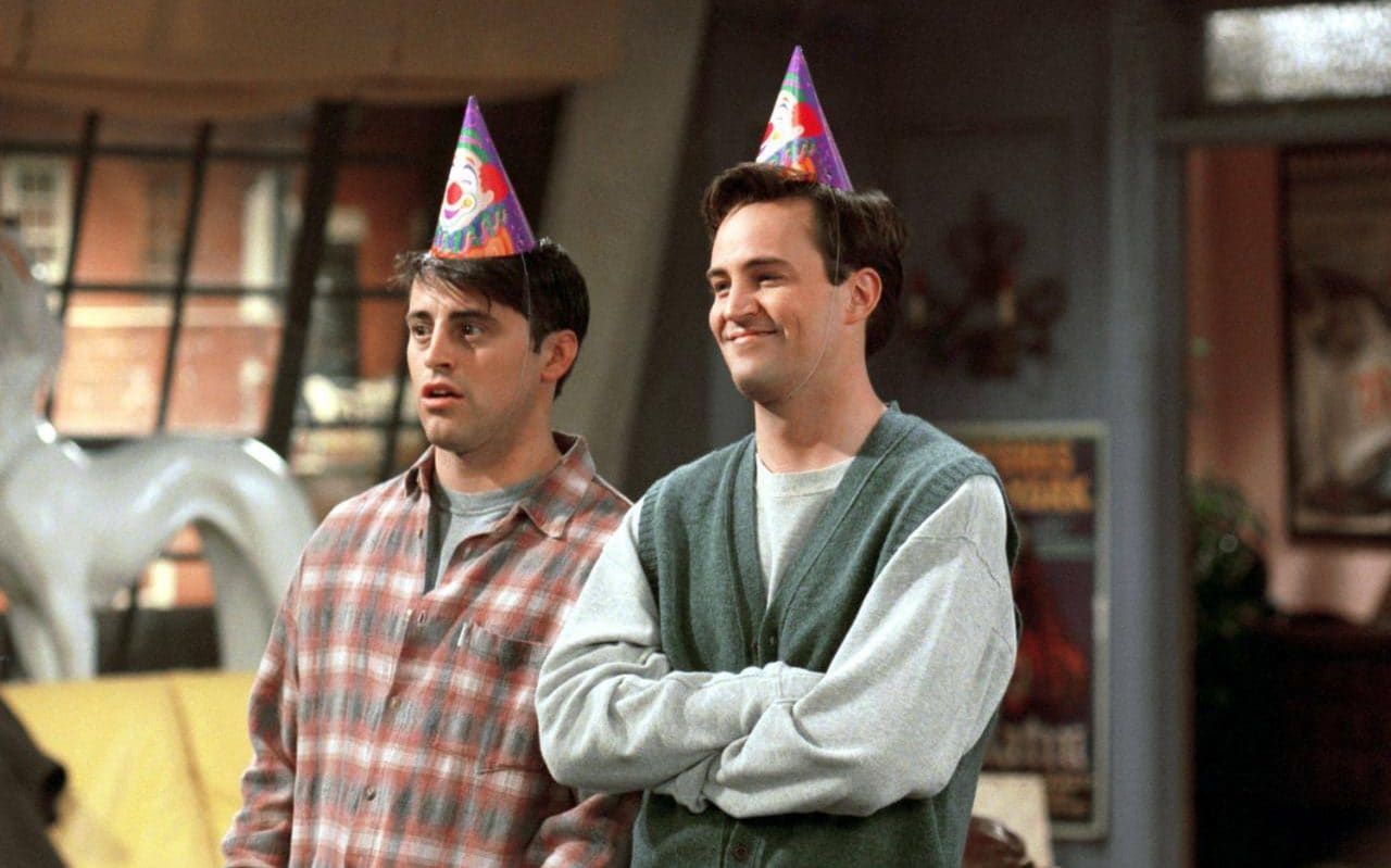 joey all chandlers clothes