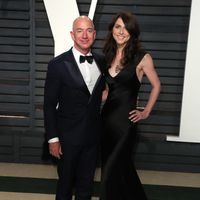 Things You Didn't Know About Jeff Bezos' Relationship With Lauren Sanchez