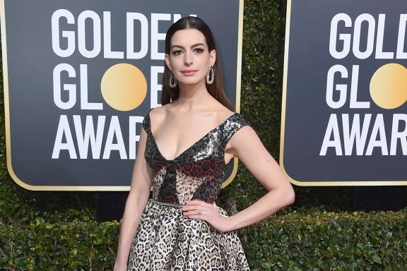 Did Anne Hathaway Just Wear Her Riskiest Look Yet At The Golden Globes?