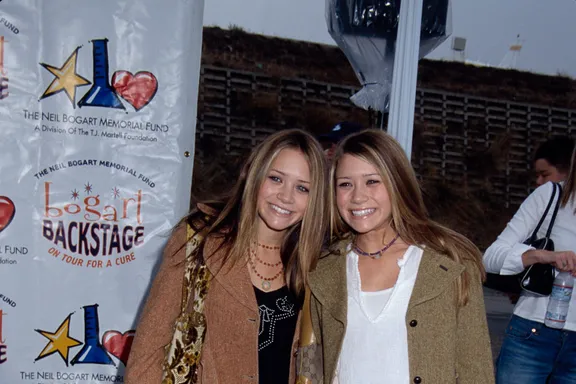 Rare Mary-Kate And Ashley Olsen Pics You Haven't Seen