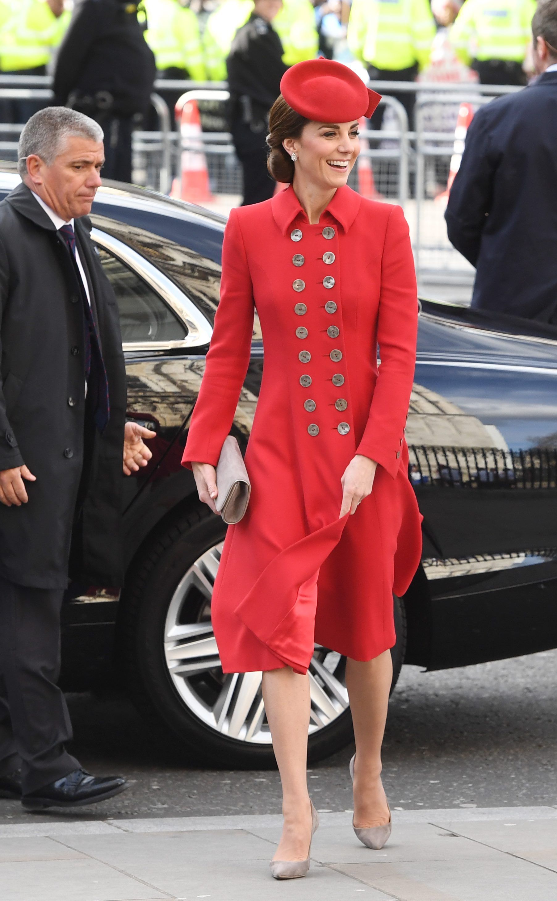 Kate Middleton Recycled This Red Ensemble For Commonwealth Day - Fame10