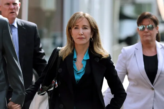 Felicity Huffman To Plead Guilty And Breaks Silence In College Admissions Scandal