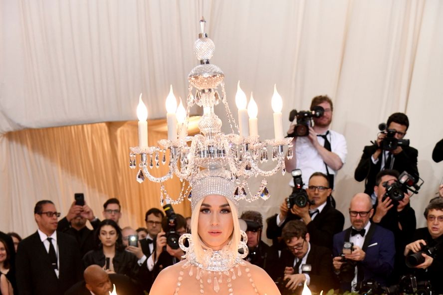 Katy Perry Just Wore A Full Blown Chandelier To The Met Gala