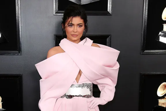 Vote: Kylie Jenner's Fashion Hits & Misses Ranked