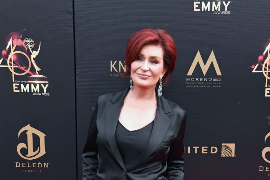 Sharon Osbourne Shows Off “100% White Hair” After Dyeing It Red For 18 Years