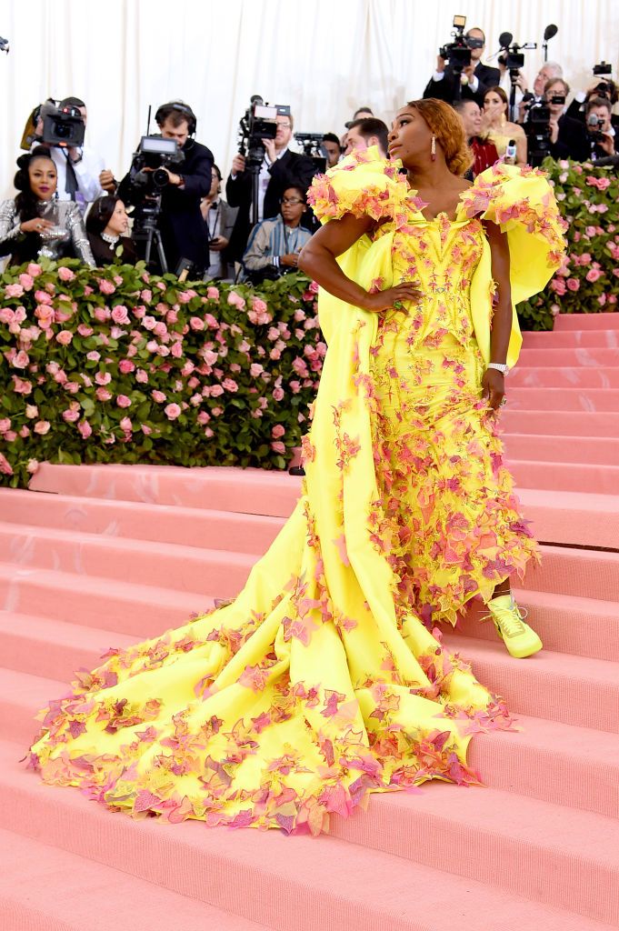 Serena Williams Just Wore Sneakers On The Met Gala Red Carpet - Fame10