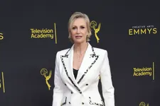 Jane Lynch Is Set To Host A Weakest Link Reboot On NBC