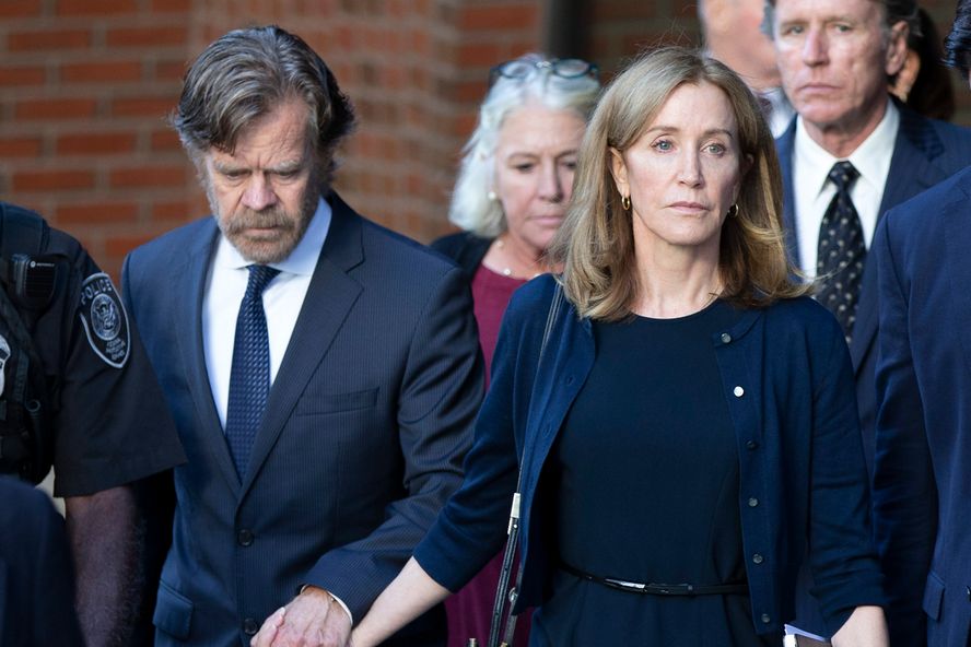 Felicity Huffman Reports To Prison For 14 Day Sentence