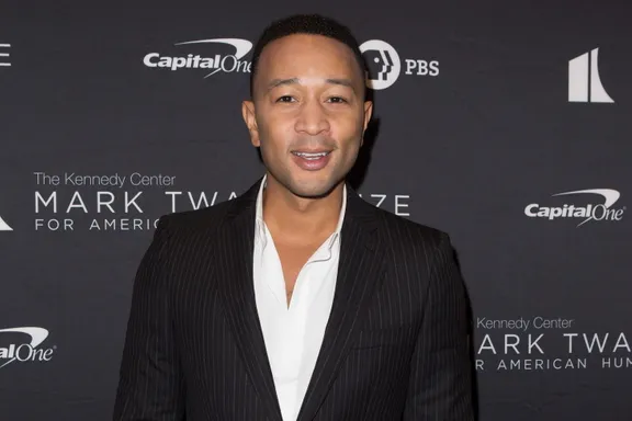 John Legend And Kelly Clarkson’s Modernize Christmas Classic ‘Baby, It’s Cold Outside’