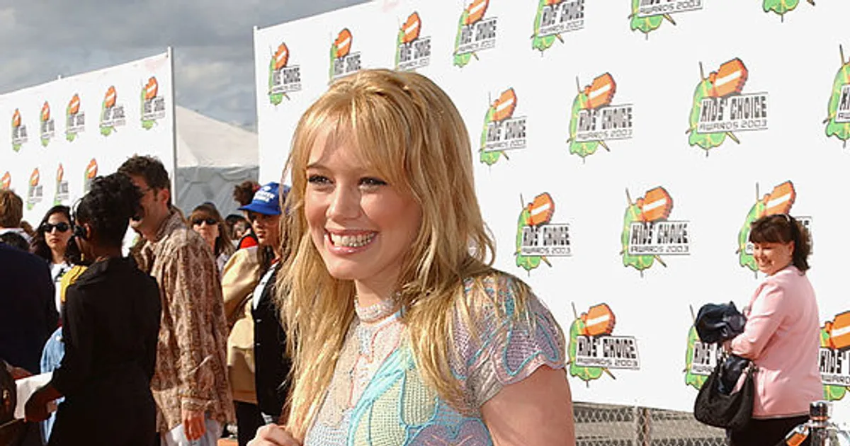 Hilary Duff Out and About January 21, 2006 – Star Style