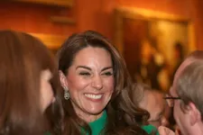 Kate Middleton Helps Queen Elizabeth Host Leaders At Buckingham Palace
