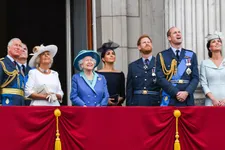 Queen Elizabeth Speaks Out About Prince Harry And Meghan Markle’s Departure After 2-Hour Family Meeting