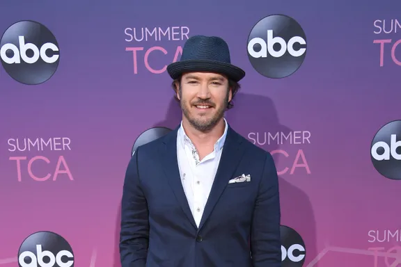Mark-Paul Gosselaar Opens Up About Becoming Zack Morris Again For ‘Saved By The Bell’ Reboot