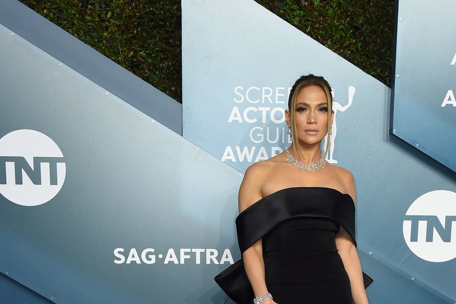 Jennifer Lopez Looks Classy In Black At The 2020 SAG Awards