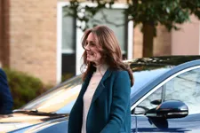 Kate Middleton Dazzled In Blue To Surprise A Kindergarten Class With Breakfast