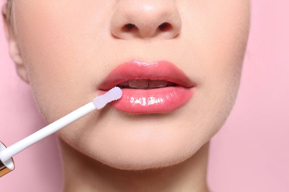 5 Plumping Lip Glosses That Actually Work