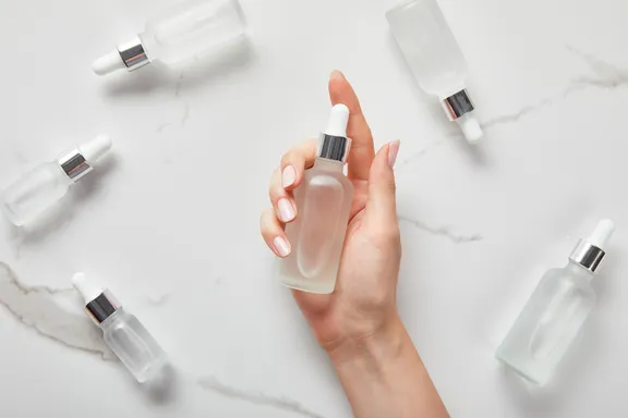 The 5 Best Serums for Dry Skin