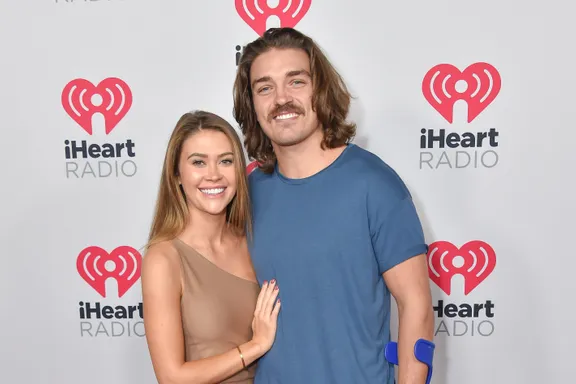 ‘Bachelor In Paradise’ Alums Dean Unglert And Caelynn Miller-Keyes Had A “Commitment Ceremony”