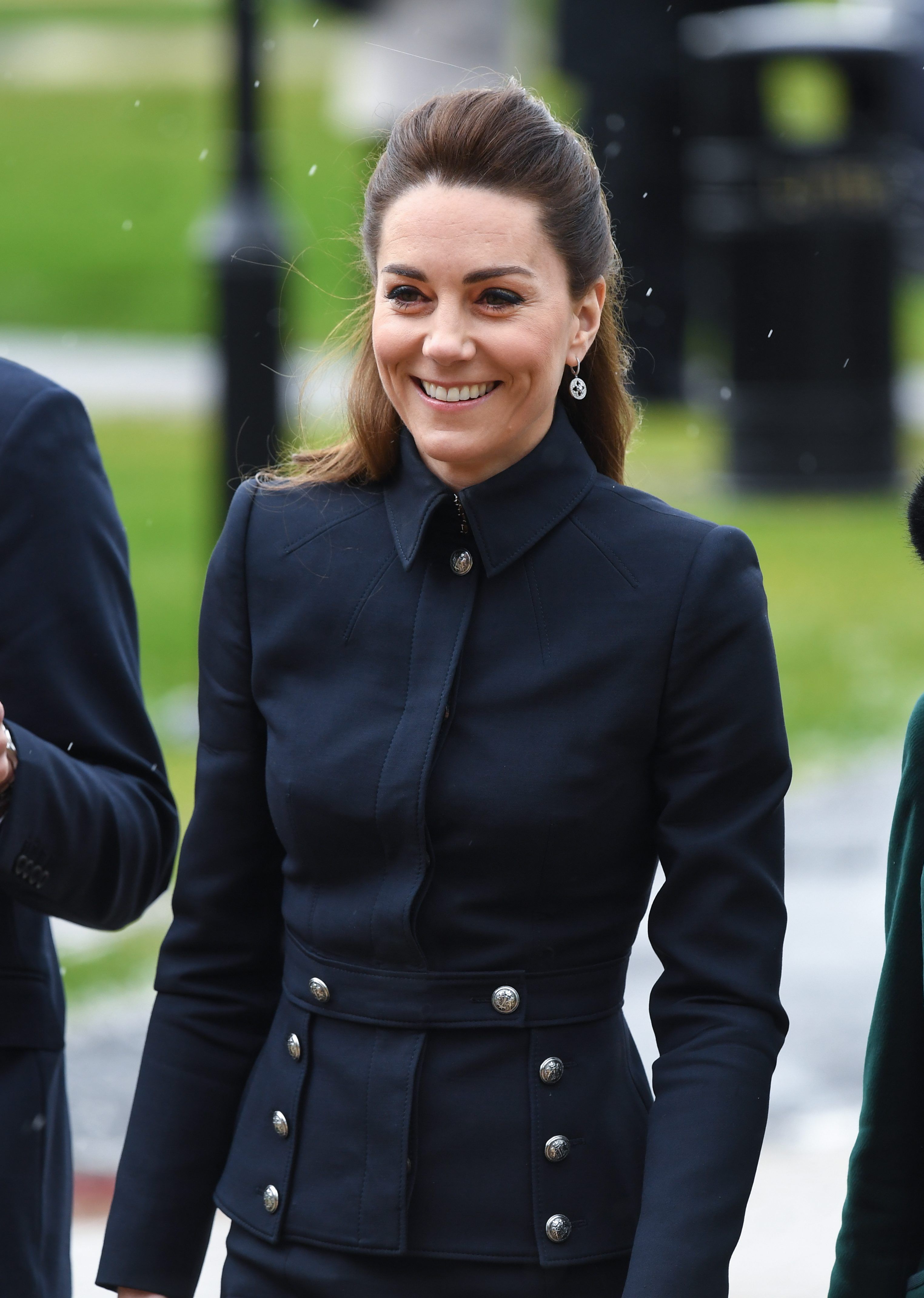 Duchess Kate Adds New Alexander McQueen Suit To Her Collection - Fame10