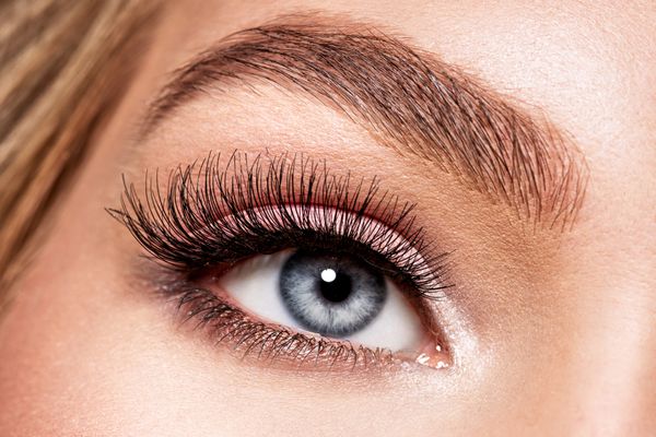 10 Mascara Mistakes You Don’t Know You’re Making
