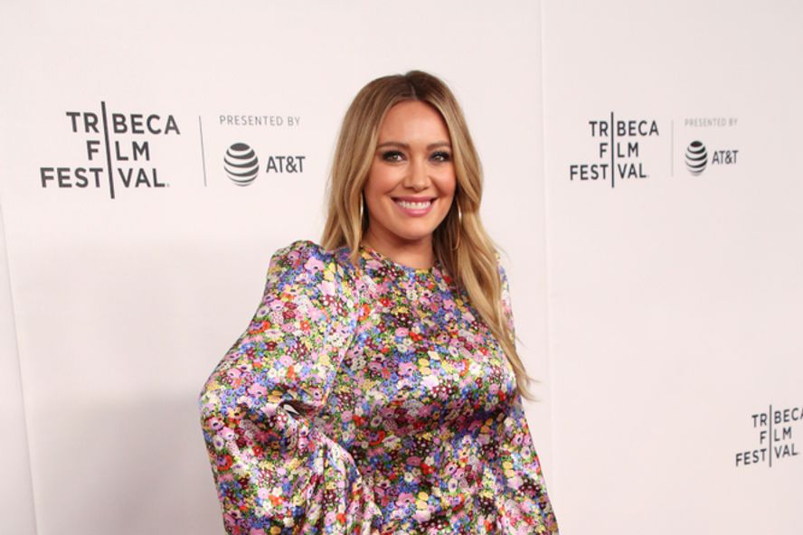 Hilary Duff Addresses “Disgusting” Accusations Made Against Her On Twitter