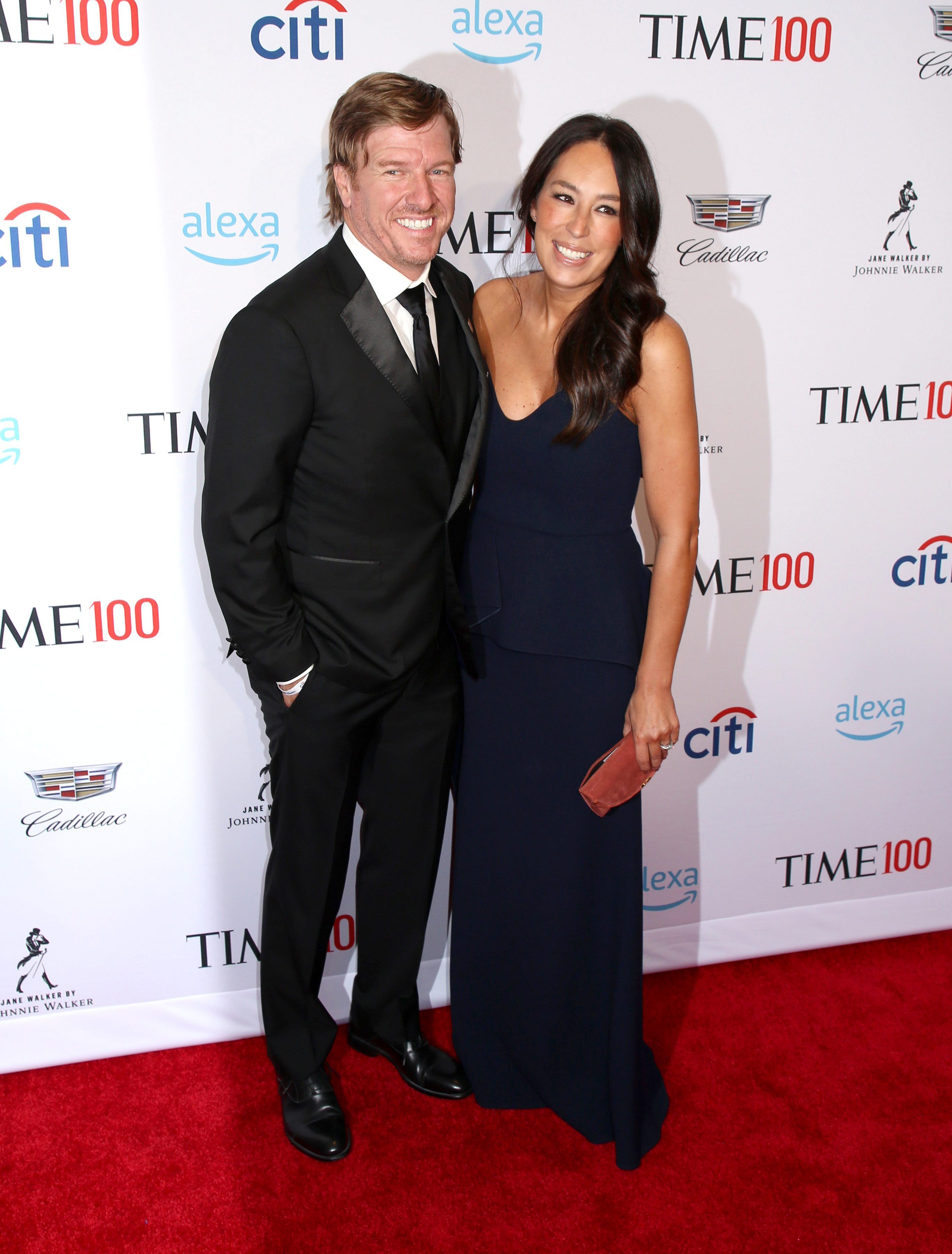 Chip Gaines Tries To Make Kids Laugh With Cheesy Dad Jokes For Father's