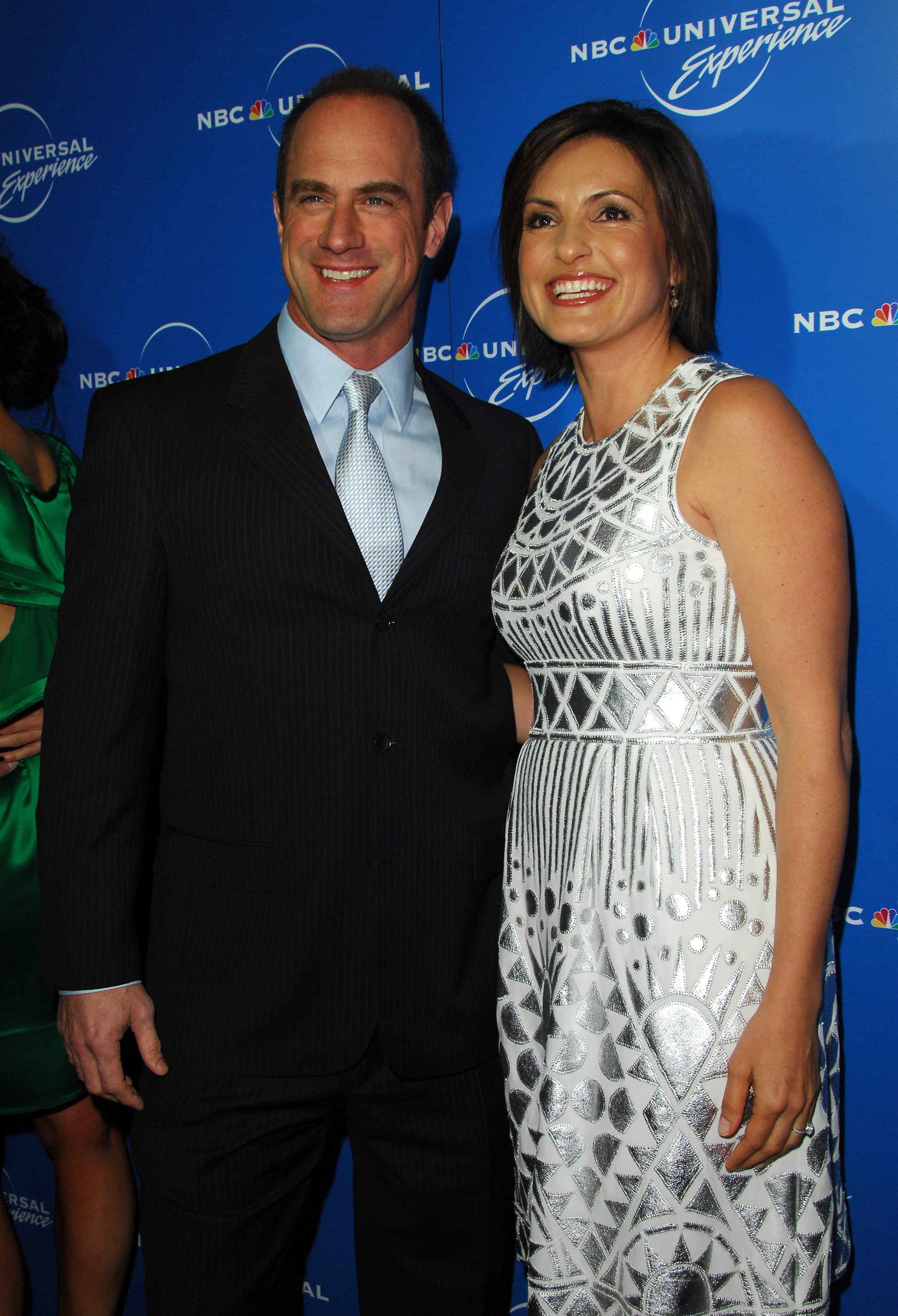 Law & Order SVU Reunion? Mariska Hargitay Shares Selfie With