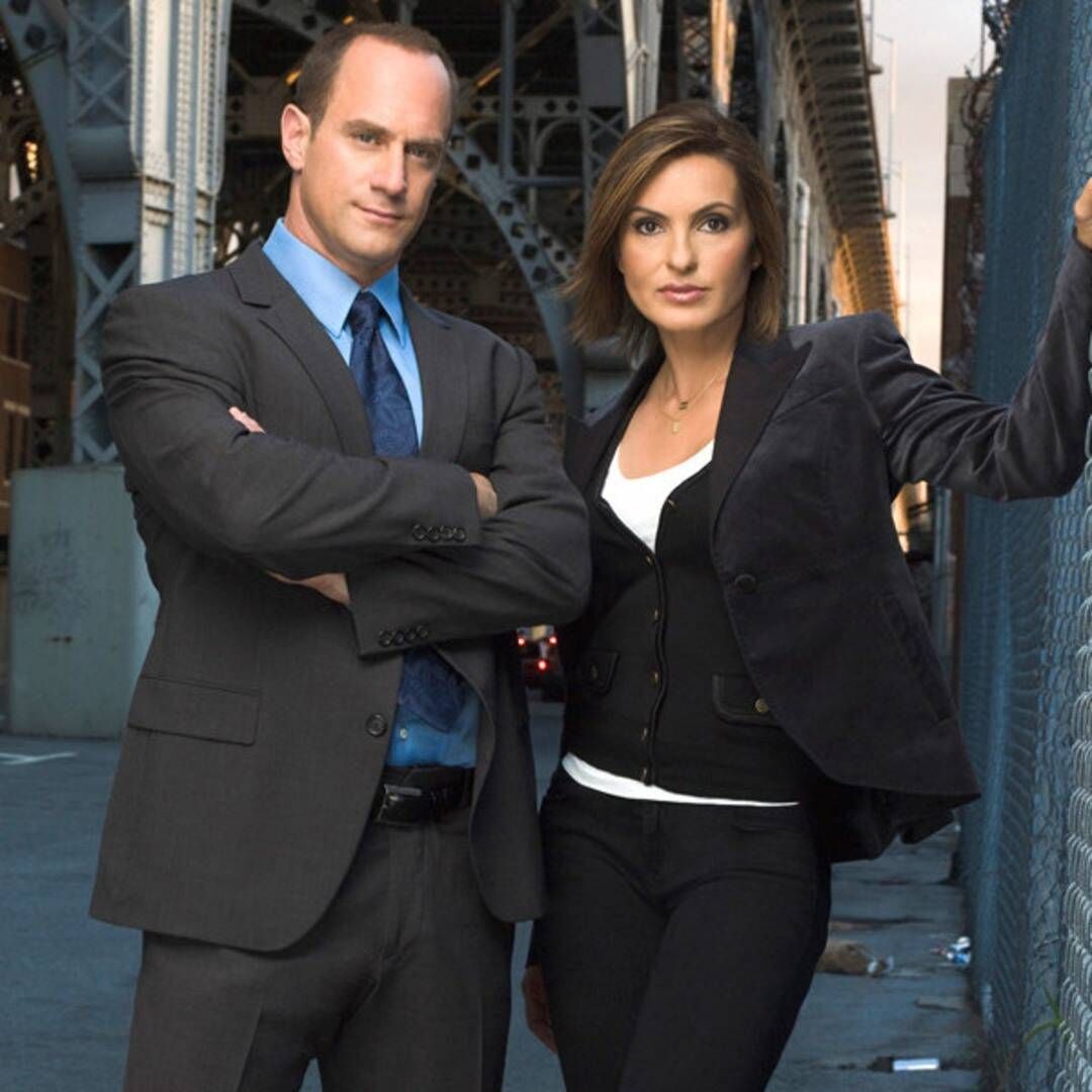 Christopher Meloni Reveals Mariska Hargitay Will Appear In His(00)