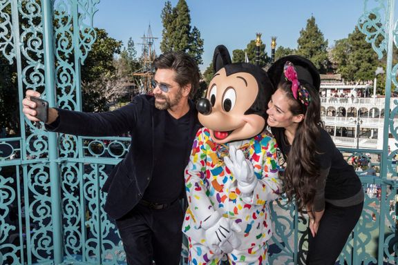 John Stamos Will Be Joining American Idol As A Mentor For Disney Special