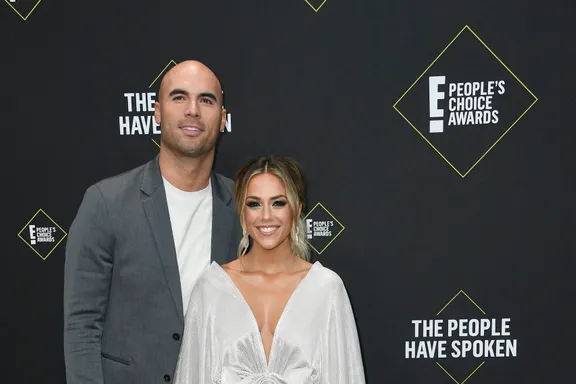 Jana Kramer Files For Divorce From Mike Caussin